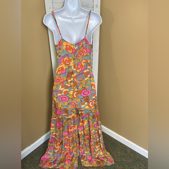 ❤️‍🔥Sassy Sleeveless Jumpsuit - Picture 8 of 12